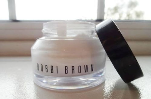 57歲關之琳同框甄子丹輸了,女人比男人更顯老 肌膚保水力的競賽